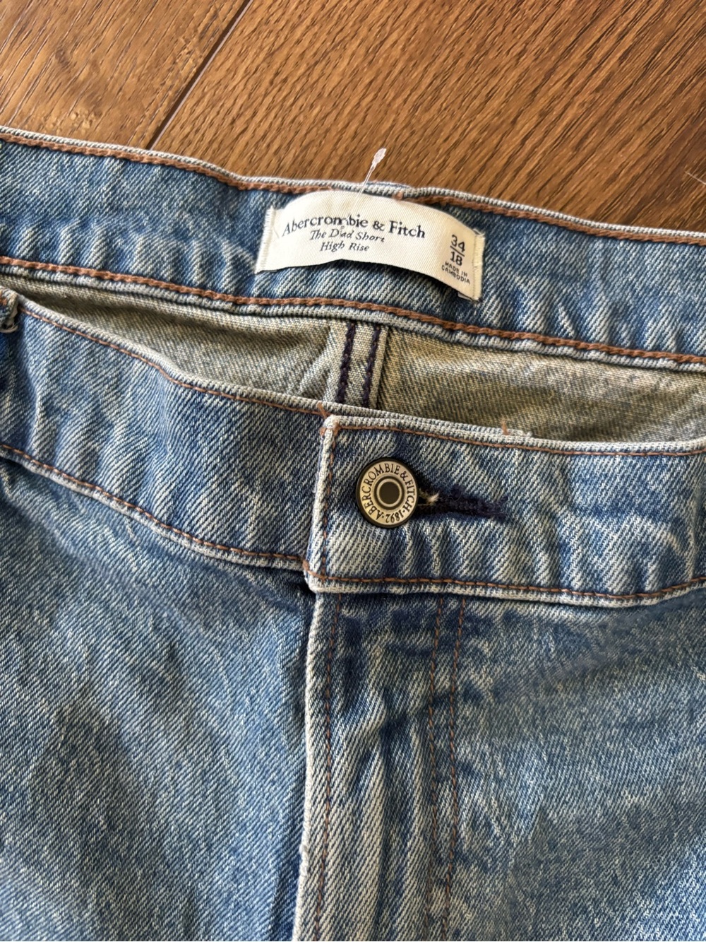 NWT ABERCROMBIE HIGH RISE DAD SHORT 34/18 - Picture 4 of 10